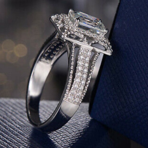 New 925 Sterling silver diamond stone ring - Picture 5 of 7